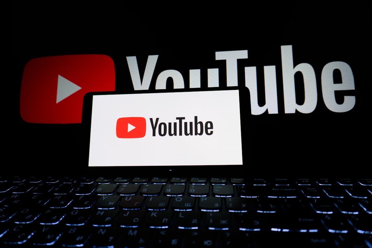 YouTube to Markdown: Stop Fixing Messy Transcripts and Start Using Vomo.ai